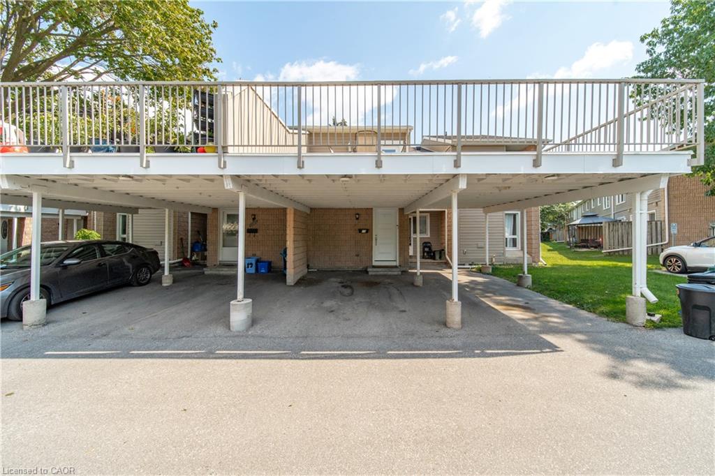 19-65 Glamis Road Property Photo 1