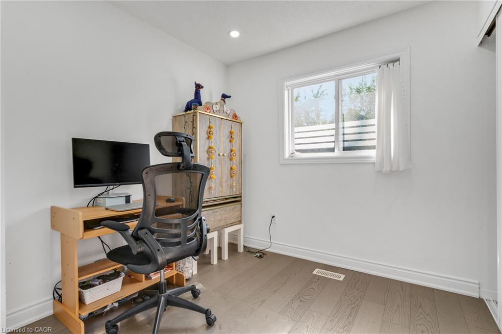 100 Anglerock Drive Property Photo 19