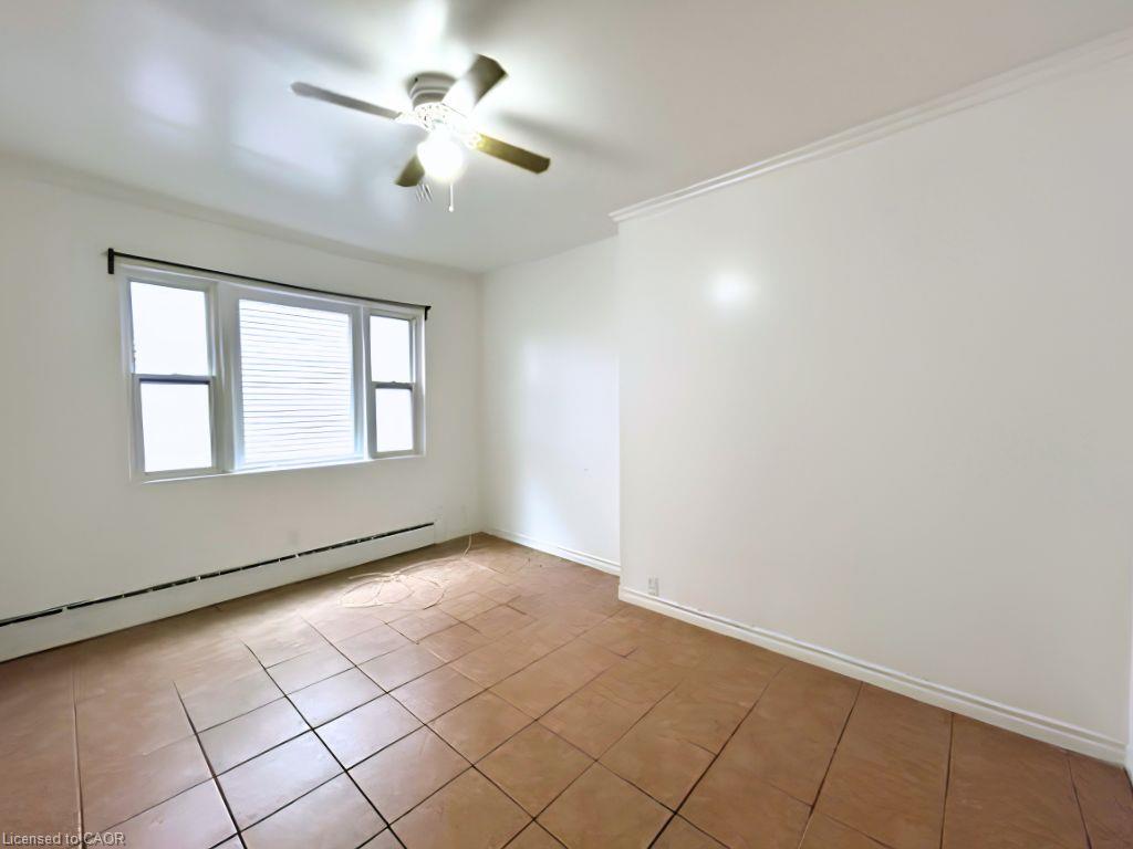4-69 Sherman Avenue S Property Photo 5