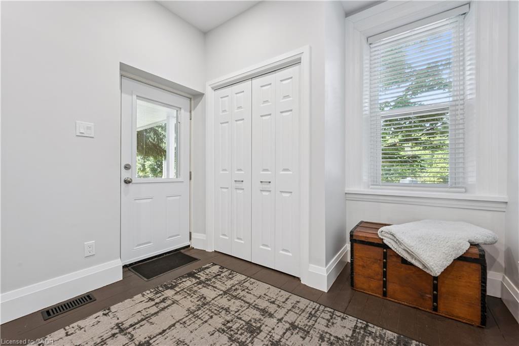 3659 Nafziger Road Property Photo 6