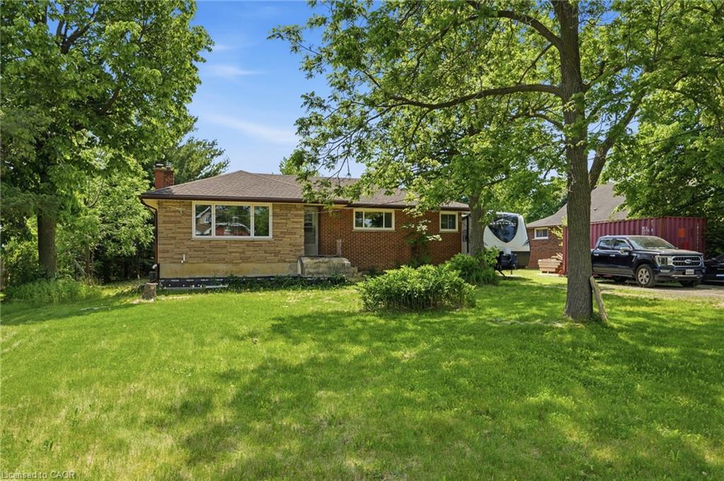 589 Glover Road Property Photo 2
