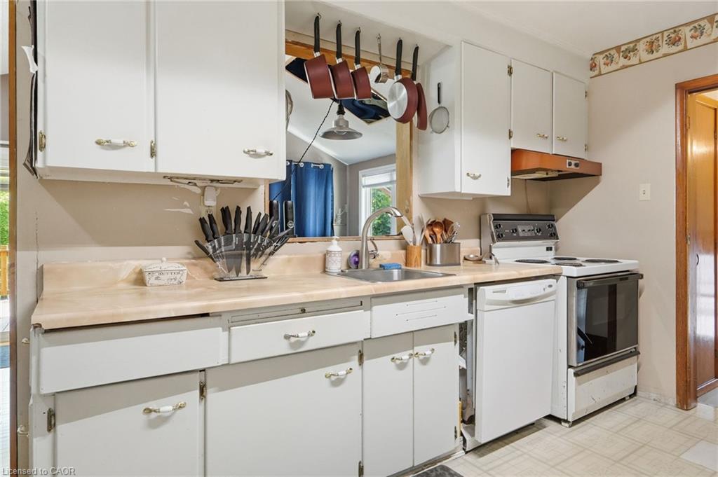 589 Glover Road Property Photo 13