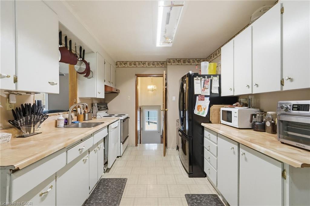 589 Glover Road Property Photo 14
