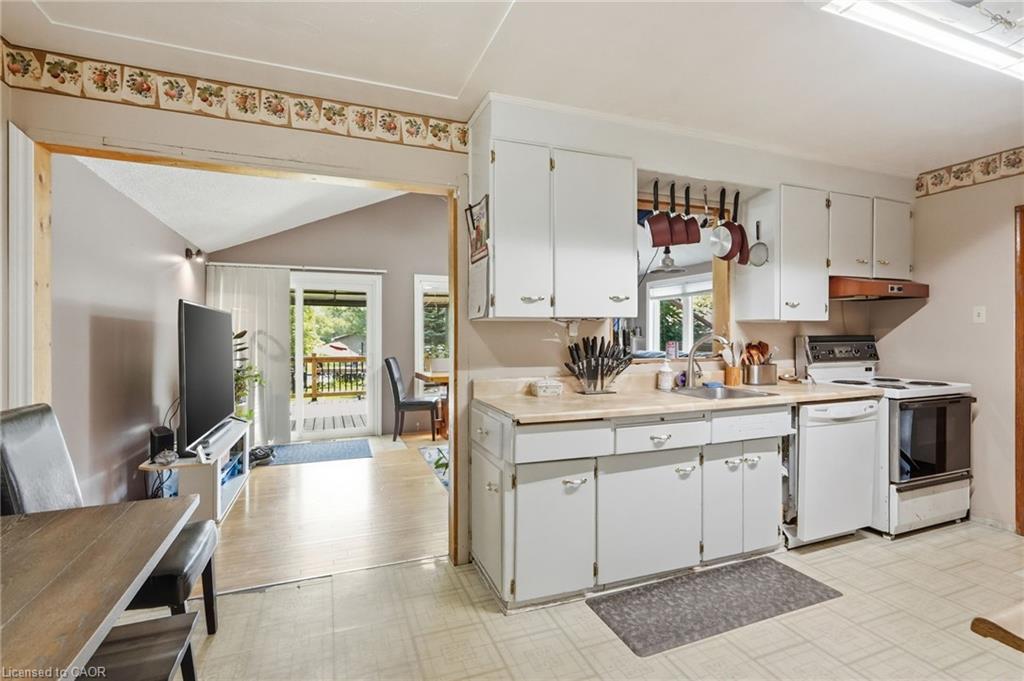 589 Glover Road Property Photo 15