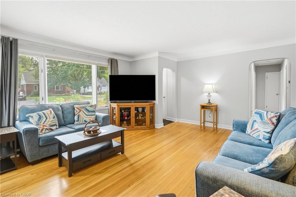 33 Nickerson Avenue Property Photo 6