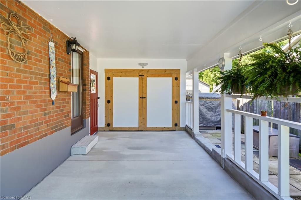 33 Nickerson Avenue Property Photo 28