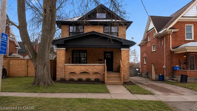 313 Duke Street E Property Photo 1