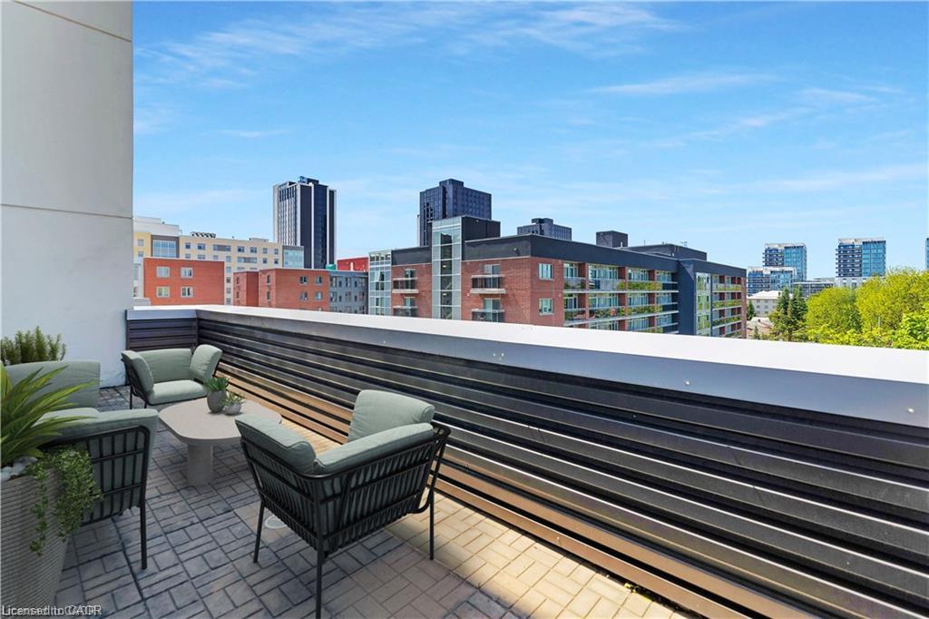 404-280 Lester Street Property Photo 17