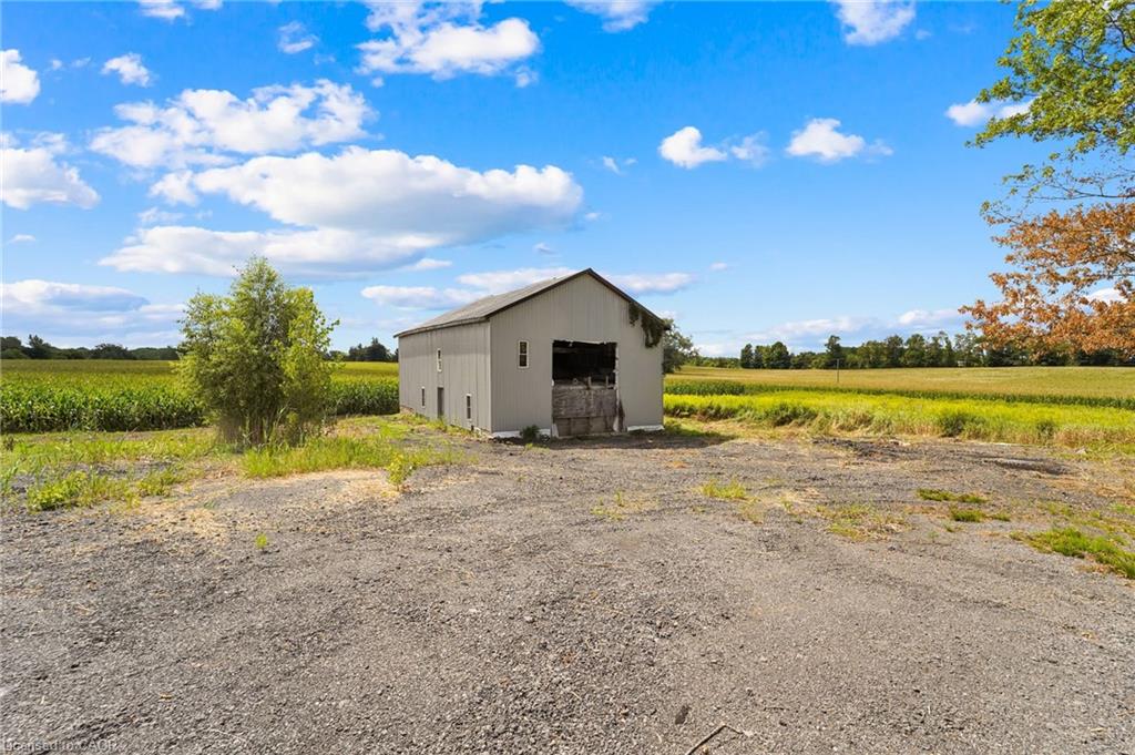 783 Highway 6 N Property Photo 38