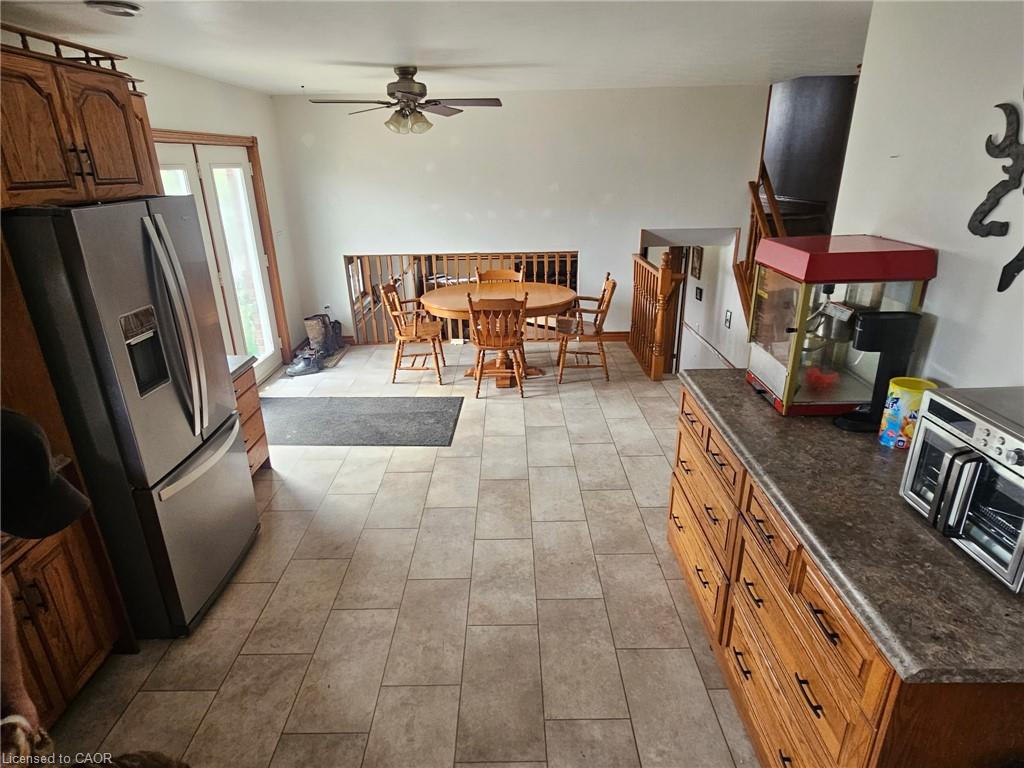 1812 Thompson Road E Property Photo 22