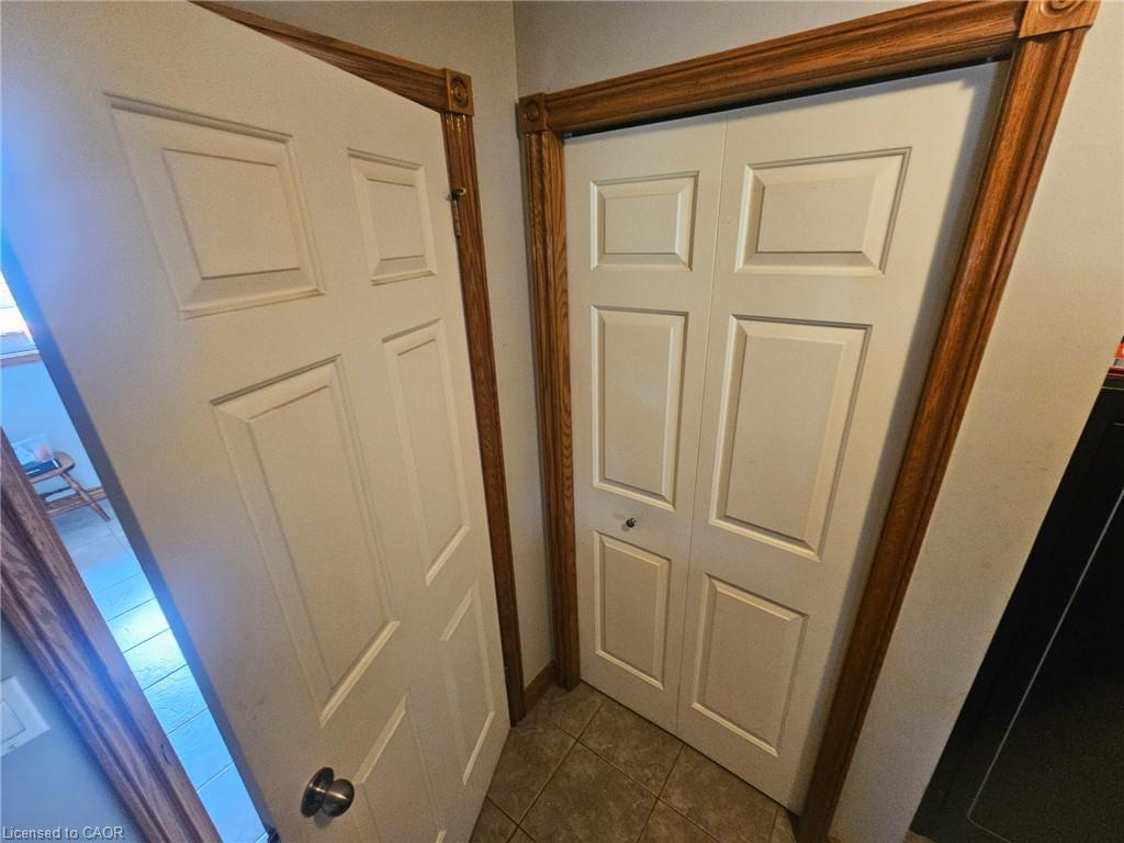 1812 Thompson Road E Property Photo 28