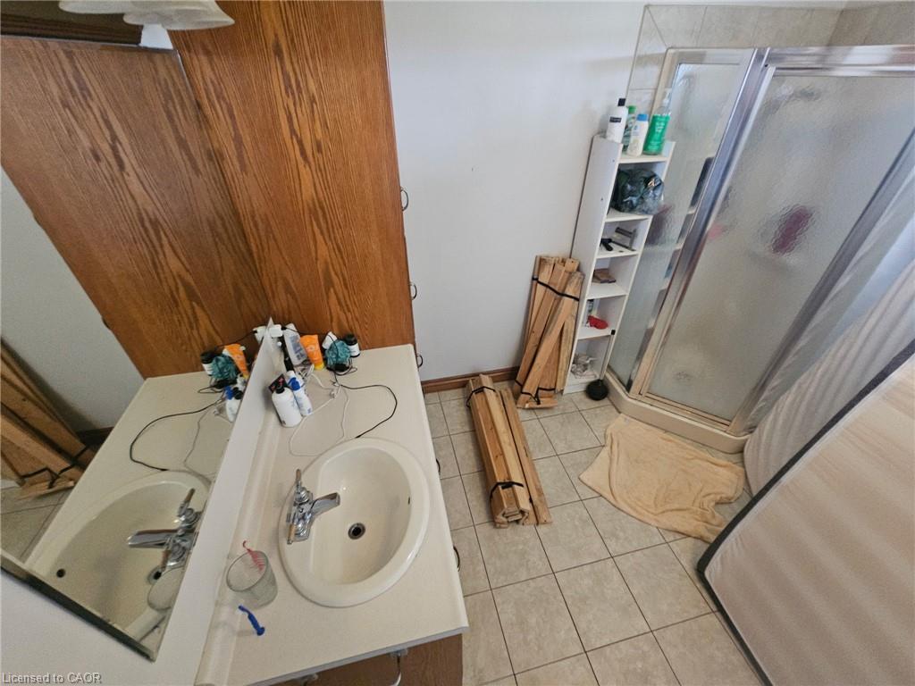 1812 Thompson Road E Property Photo 32