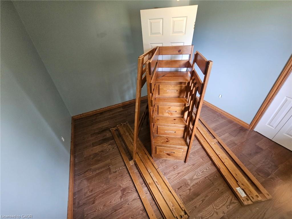 1812 Thompson Road E Property Photo 36