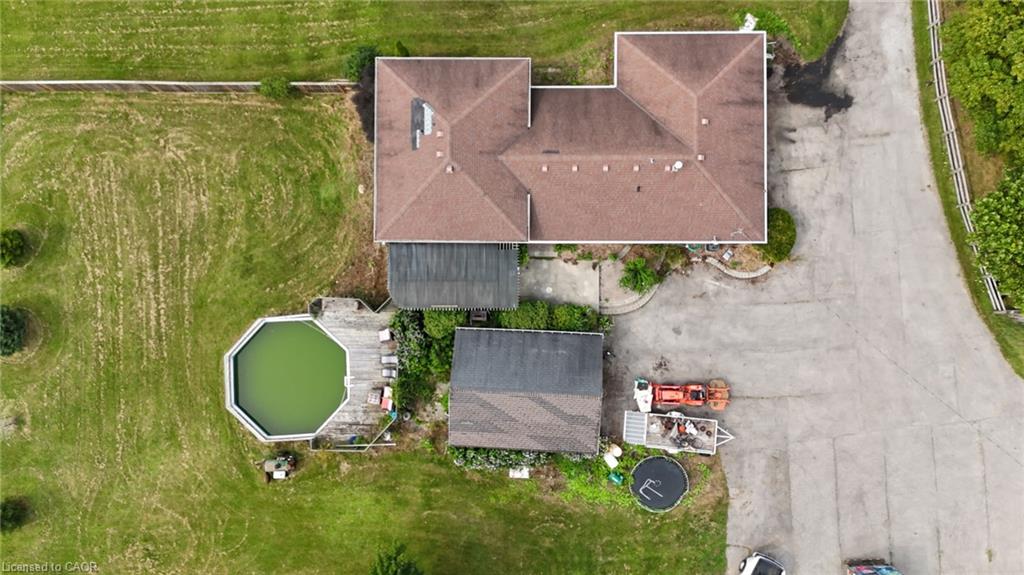 1812 Thompson Road E Property Photo 44