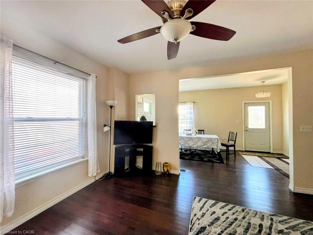 81 Grey Street Property Photo 16