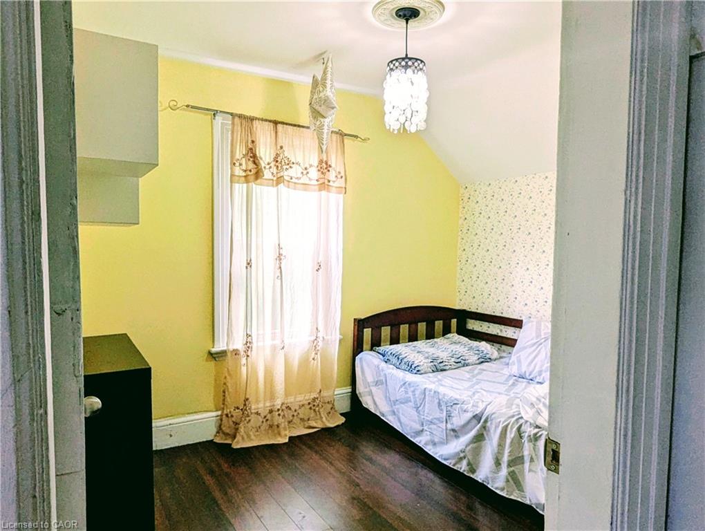 81 Grey Street Property Photo 23