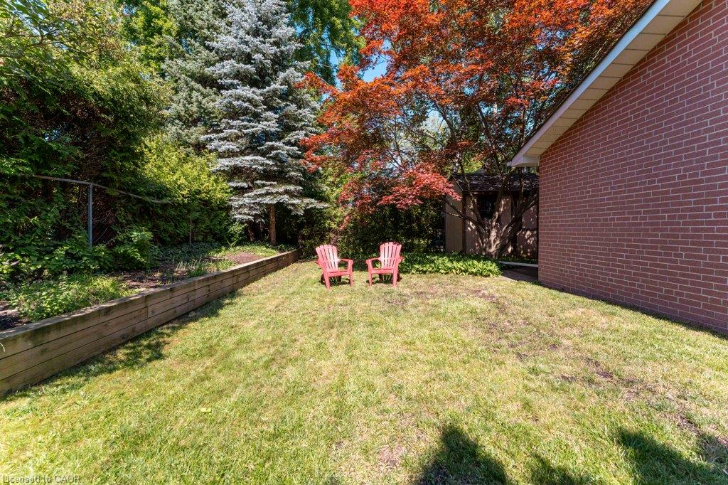 2 Robinter Drive Property Photo 27