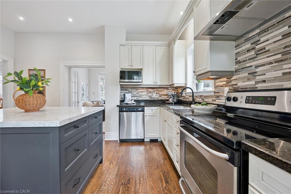 42 Lansdowne Road N Property Photo 15