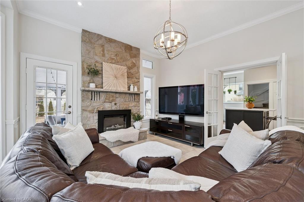 42 Lansdowne Road N Property Photo 18