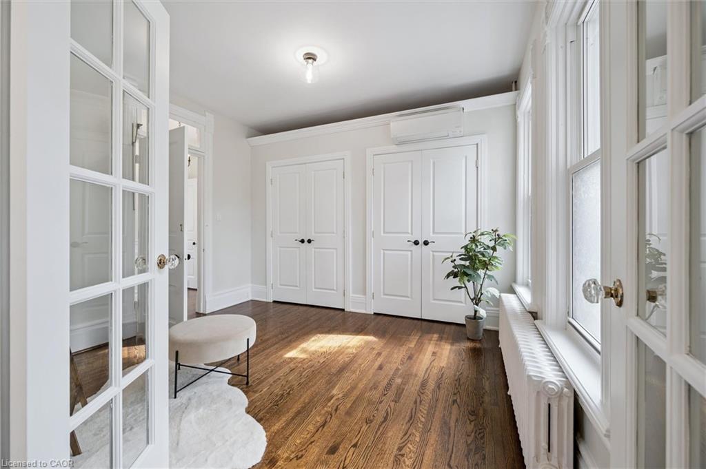 42 Lansdowne Road N Property Photo 22
