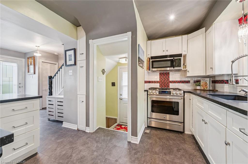 18 June Avenue Property Photo 14