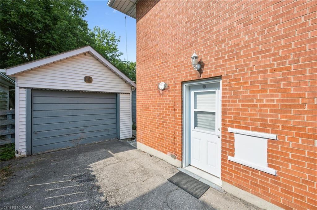 18 June Avenue Property Photo 35