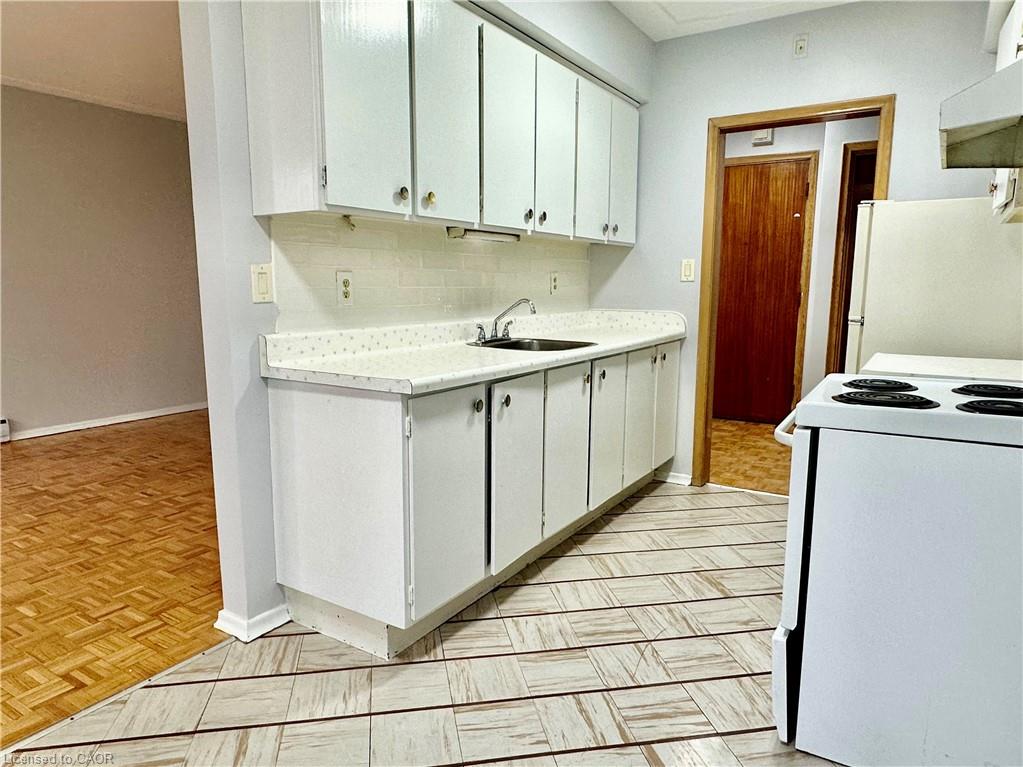 409-11 Woodman Drive Property Photo 3
