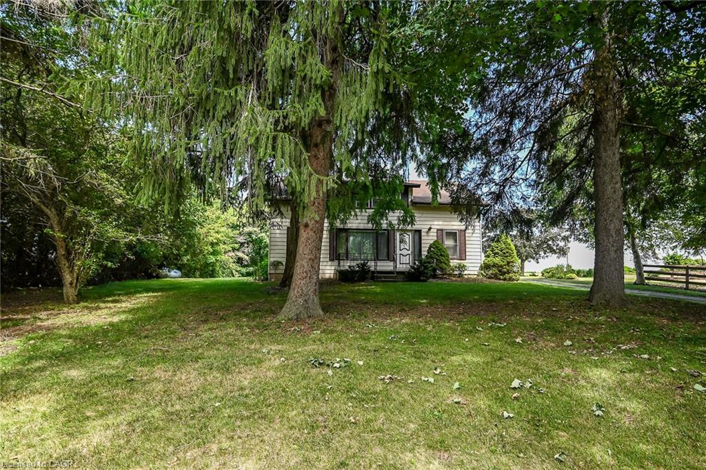 833 Lynn Valley Road Property Photo 36