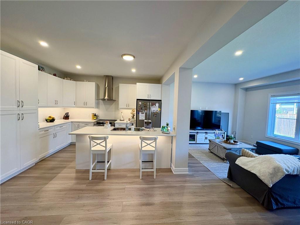 4 Harmony Way Property Photo 5