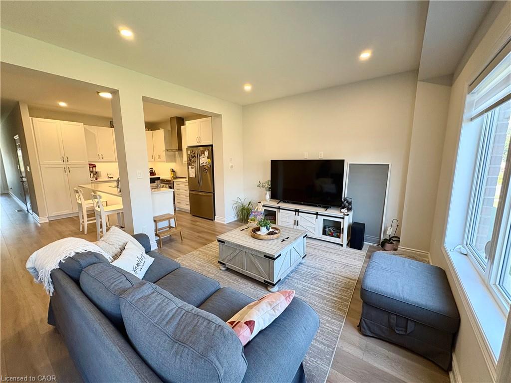 4 Harmony Way Property Photo 6
