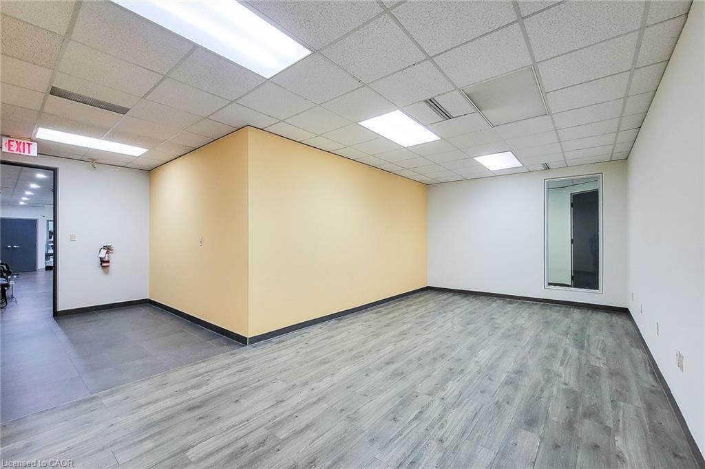 102-3430 South Service Road Property Photo 15