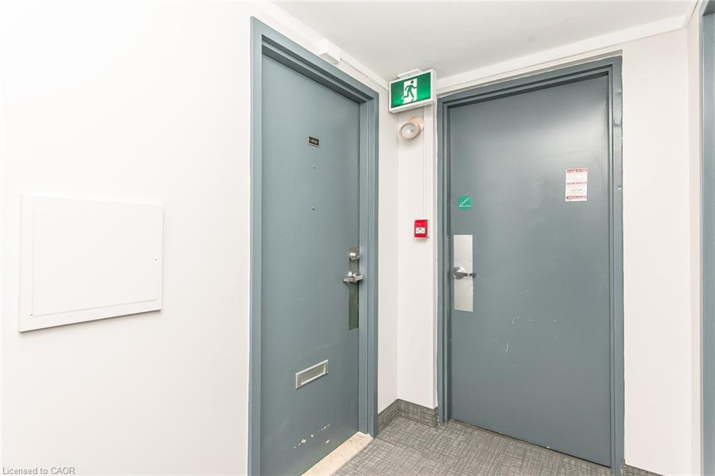 402-24 Midland Drive Property Photo 10
