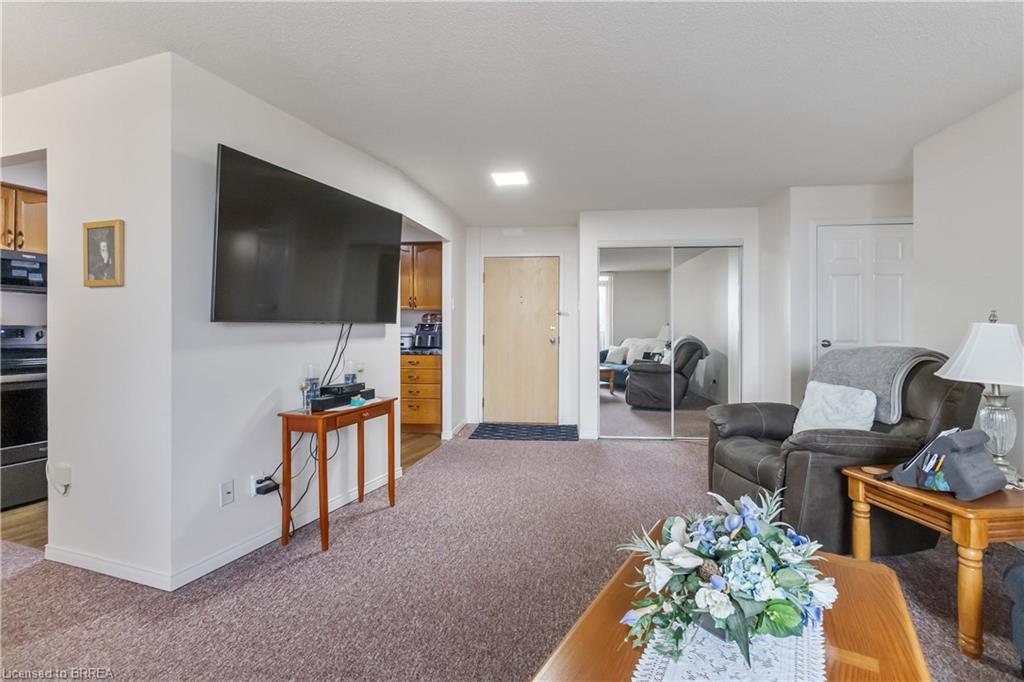 506-9 Bonheur Court Property Photo 7