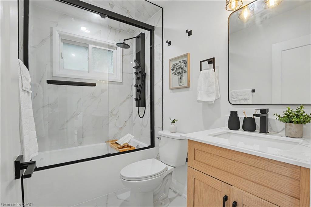311 East 14th Street Property Photo 6