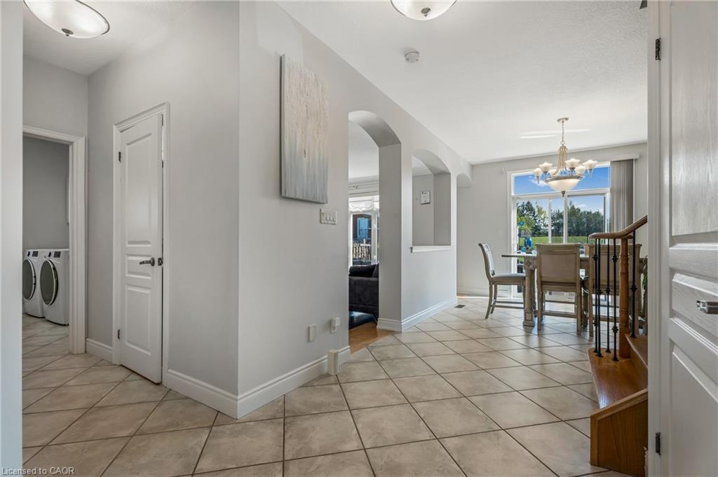 351 Highland Road W Property Photo 11