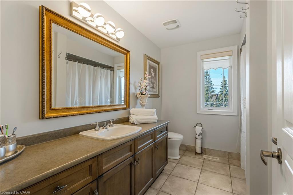 351 Highland Road W Property Photo 24