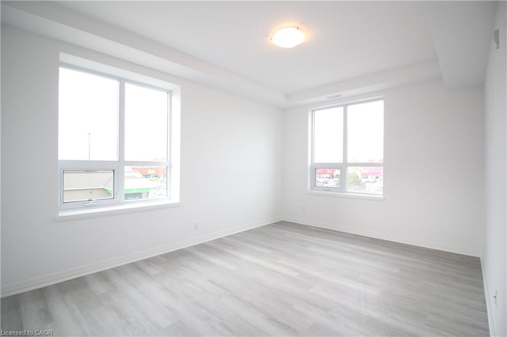 313-5 Hamilton Street N Property Photo 7