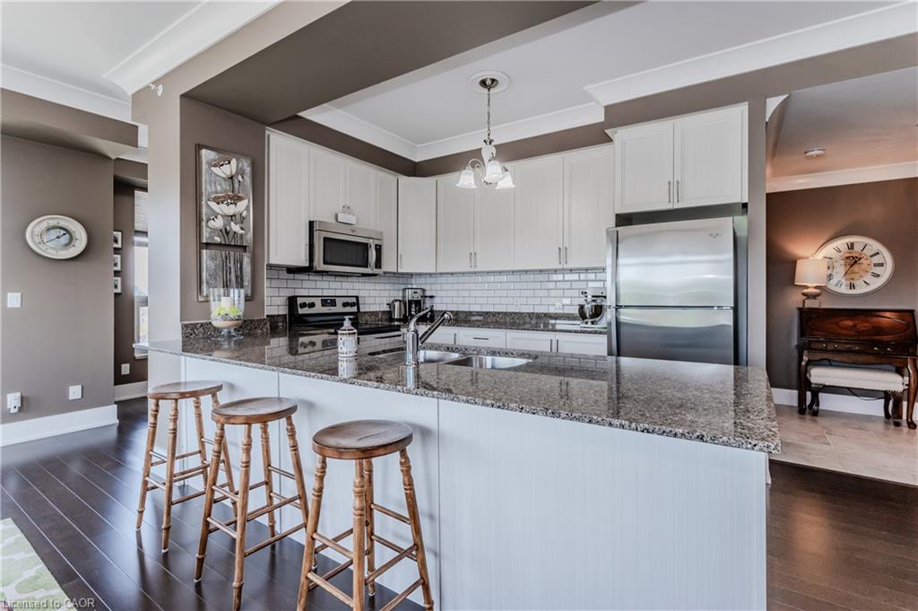 605-144 Park Street Property Photo 15