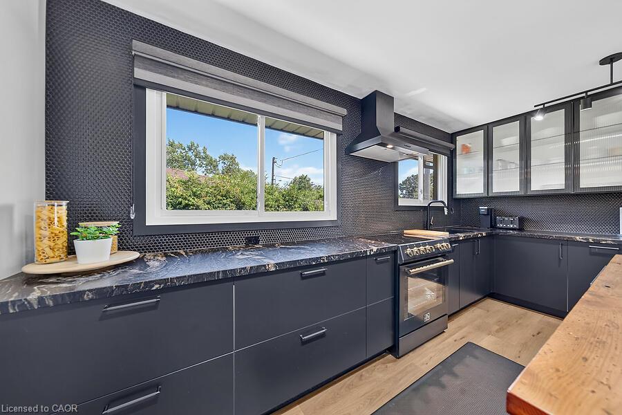 26 Parklands Drive Property Photo 10