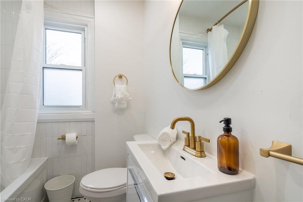 40 Delaware Avenue Property Photo 23