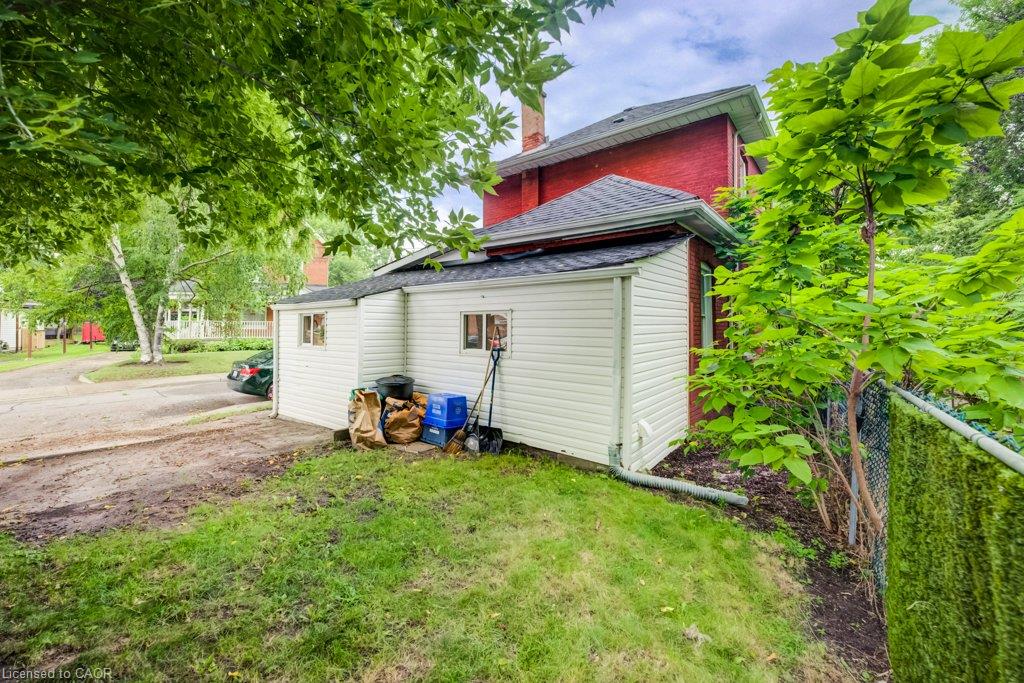 38 Rose Avenue Property Photo 33