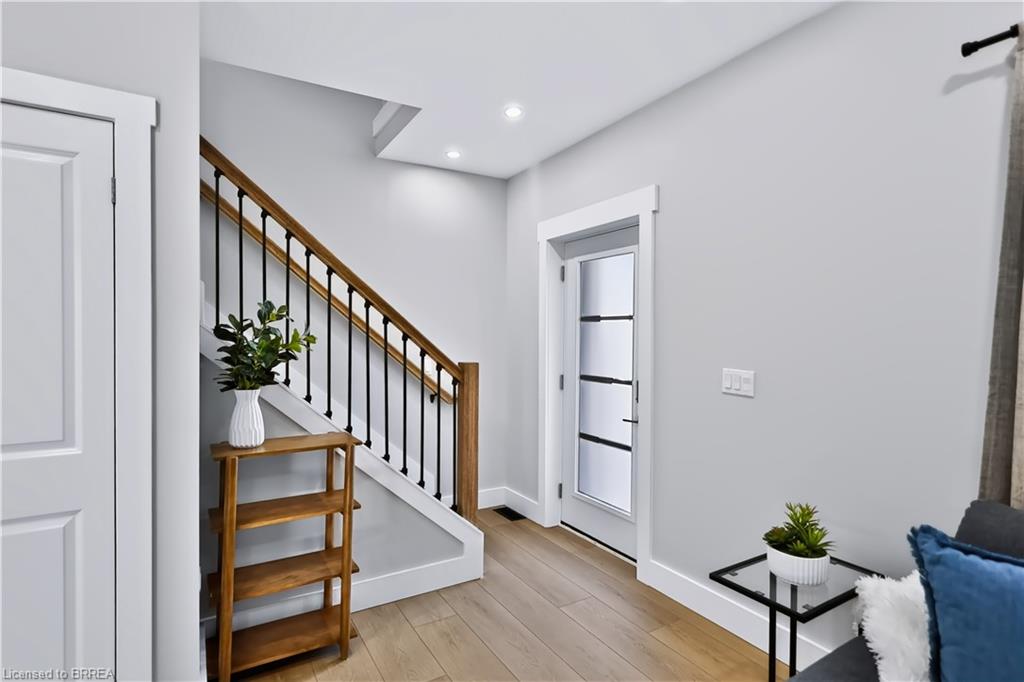 9 Walter Street Property Photo 3