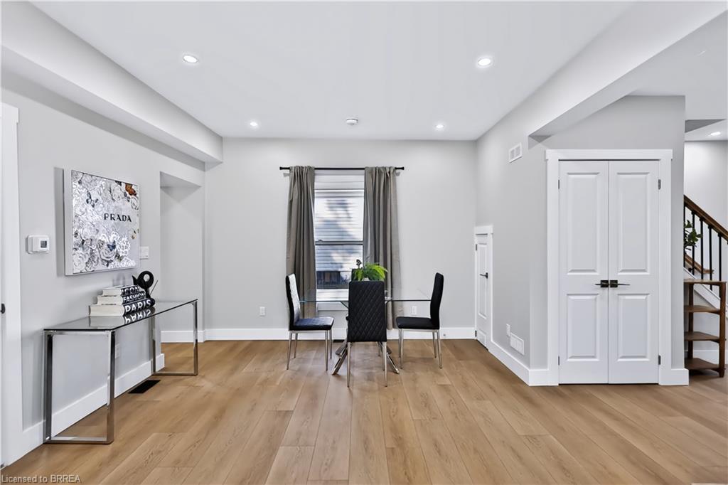 9 Walter Street Property Photo 8