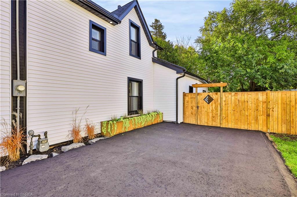9 Walter Street Property Photo 26