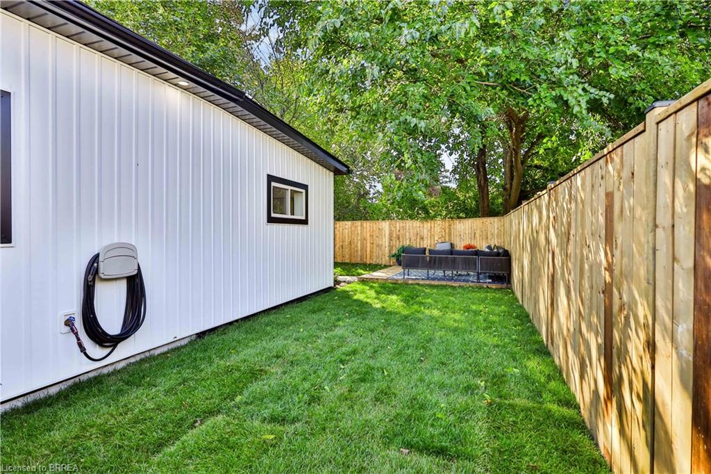 9 Walter Street Property Photo 27