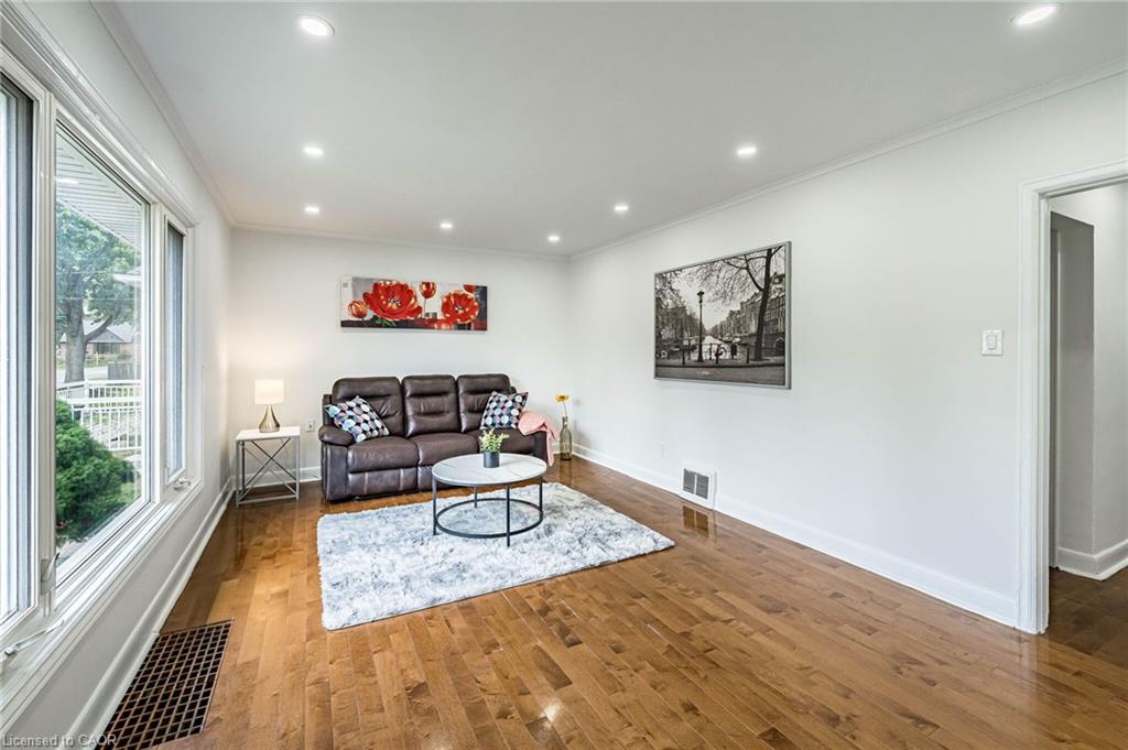 7 Putney Road Property Photo 8