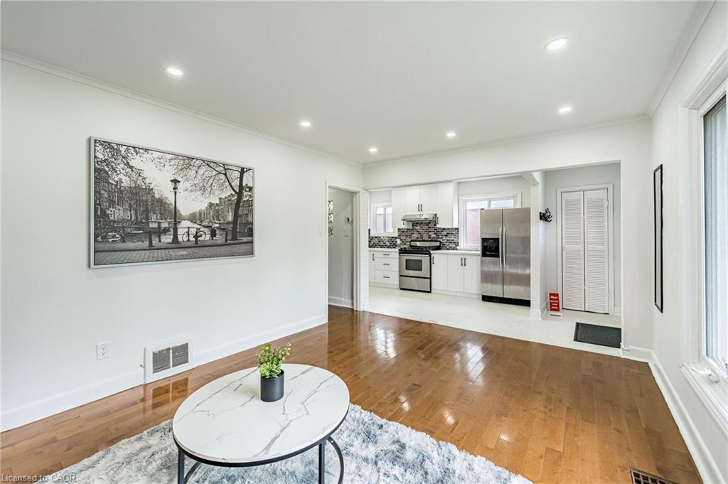 7 Putney Road Property Photo 11