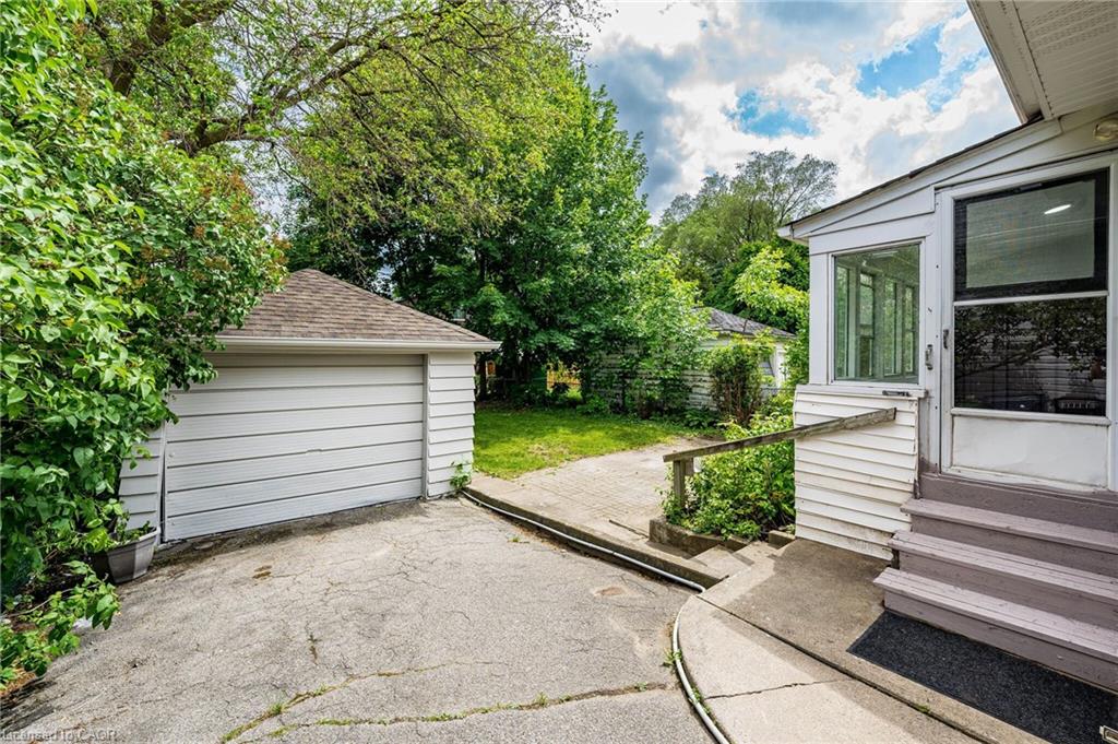 7 Putney Road Property Photo 35