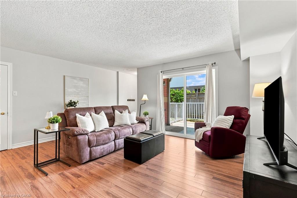 204-1701 Lampman Avenue Property Photo 6