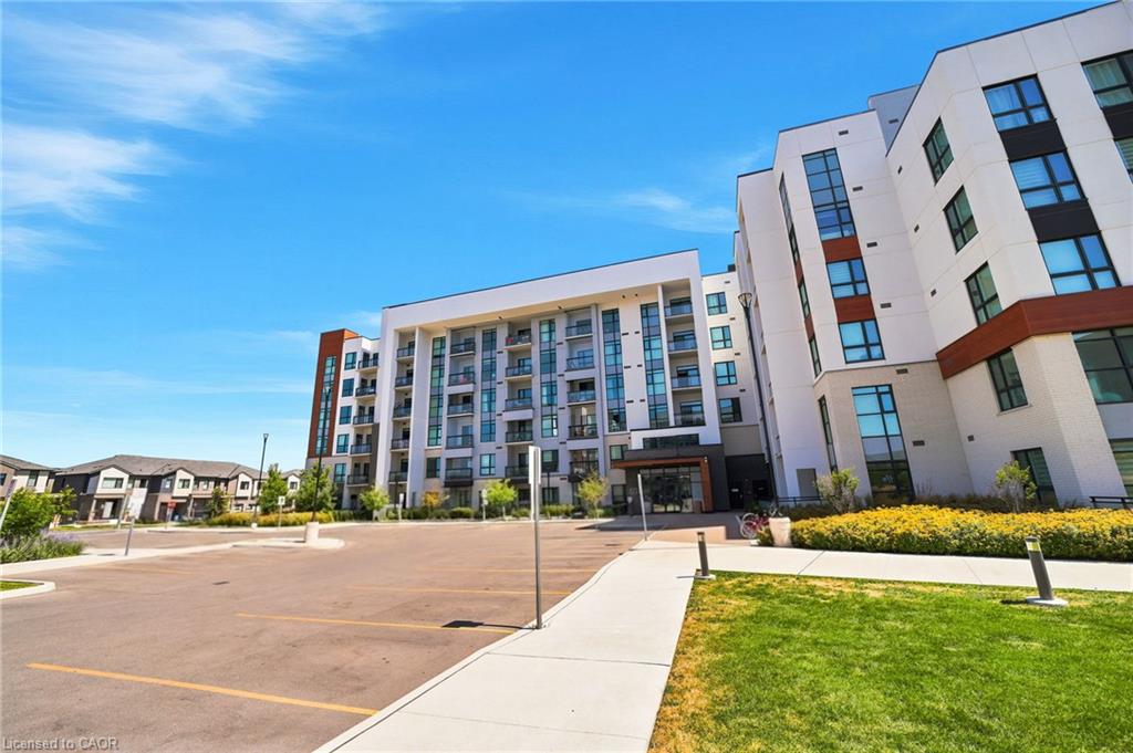 312-470 Gordon Krantz Avenue Property Photo 2